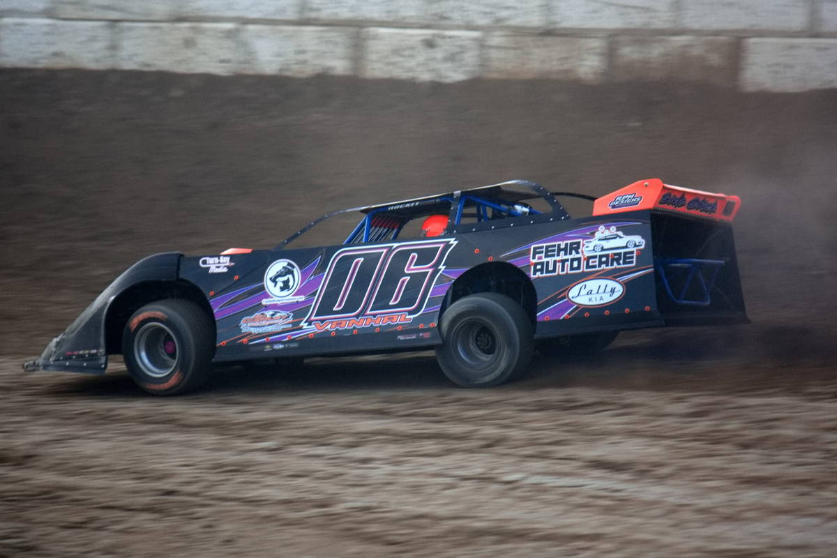 VanHal Racing late model on the track